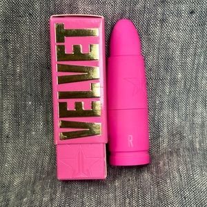 Velvet Trap “Communion Wine” - Jeffree Start Cosmetics